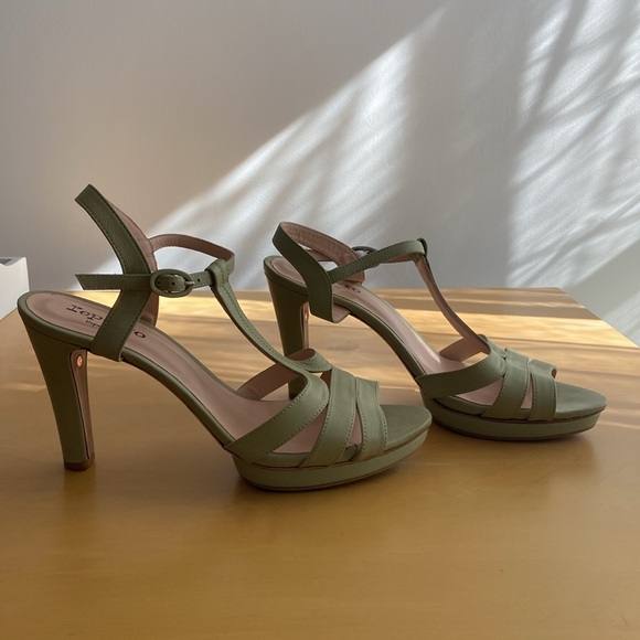 EUC Pale Green Repetto Heels - Picture 4 of 13